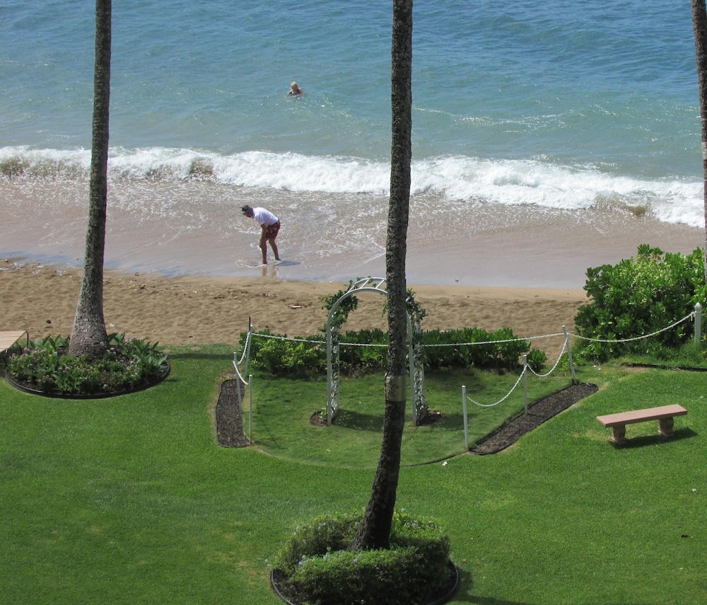 Royal Kahana Resort by rkmaui