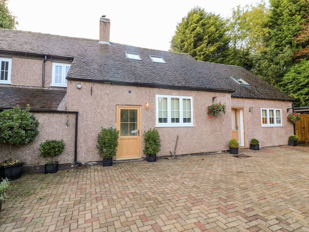 Farley Cottage II