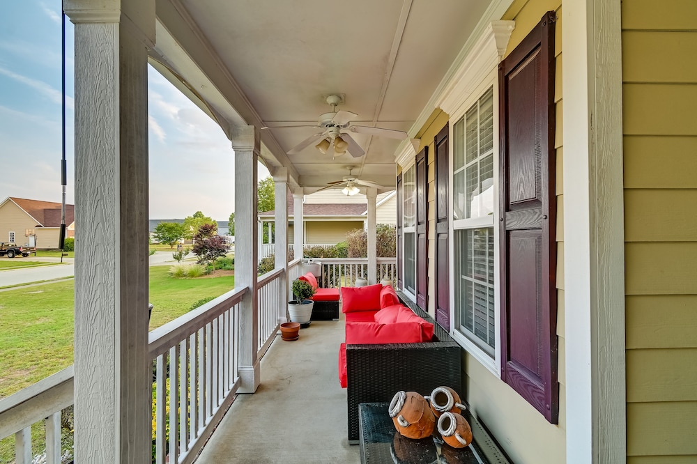 Hope Mills Family Home w/ Huge Backyard! - Property Image 7