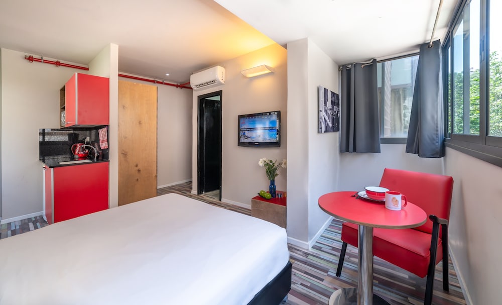 Ben Yehuda Apartments view 4