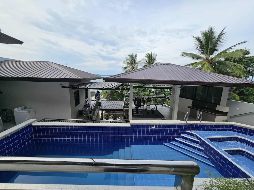 Eagle's Nest Beach Resort- Samal Island
