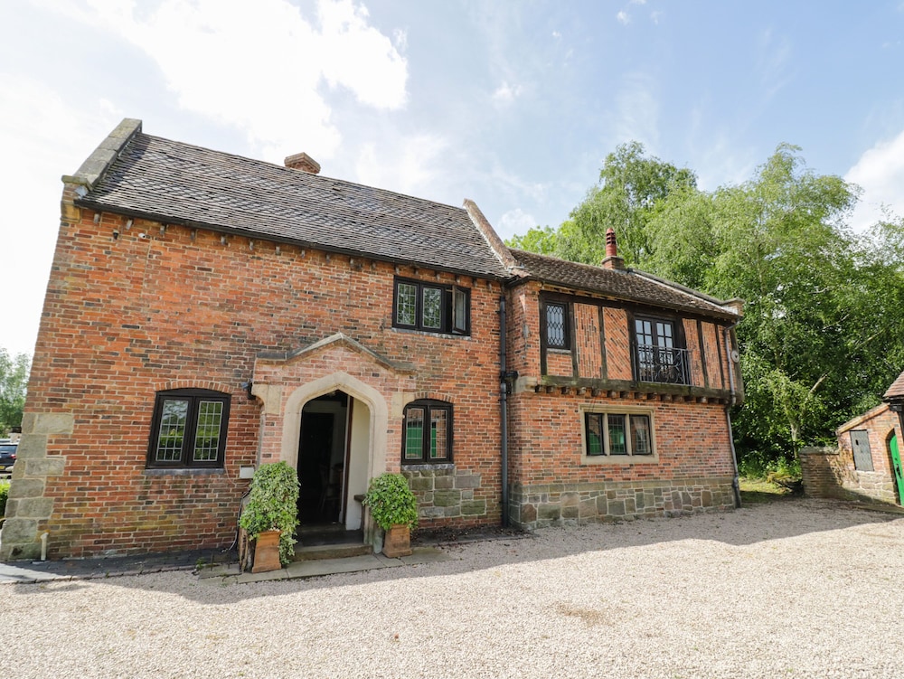 Rowlands House
