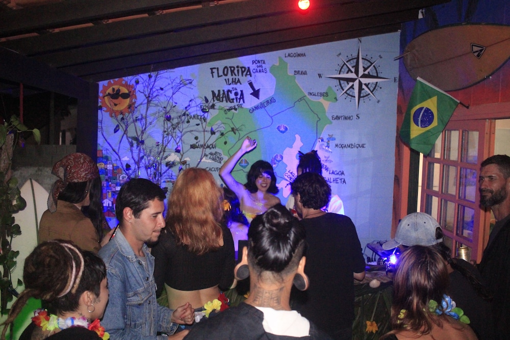 Off Ocean Hostel