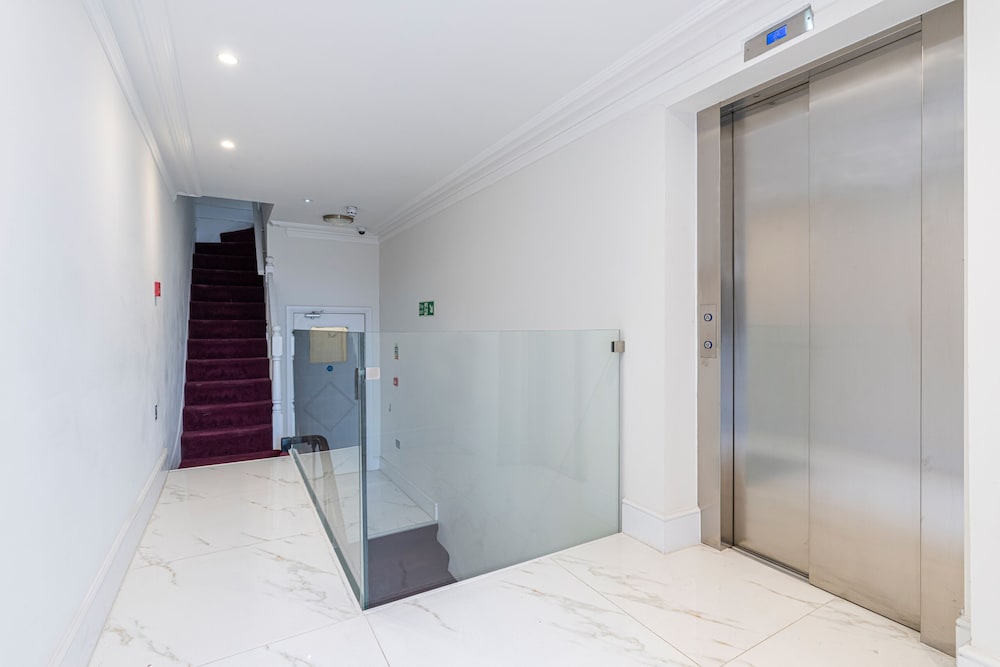 Luxury Apartments Near Harrods and the Science Museum