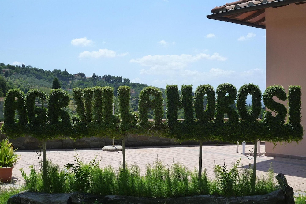 Villa in Tuscany Near Vinci Museum