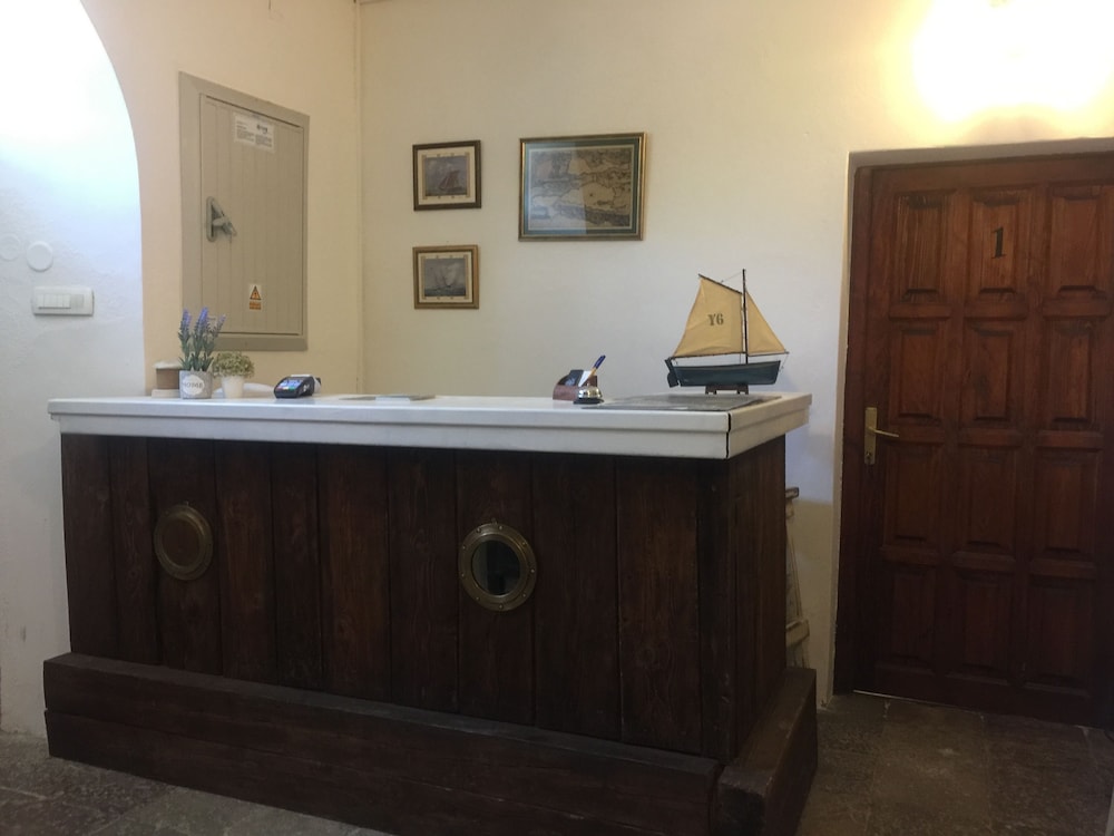 Villa Mariner