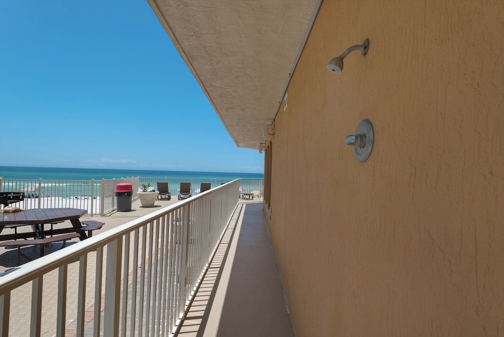 Treasure Island 0101