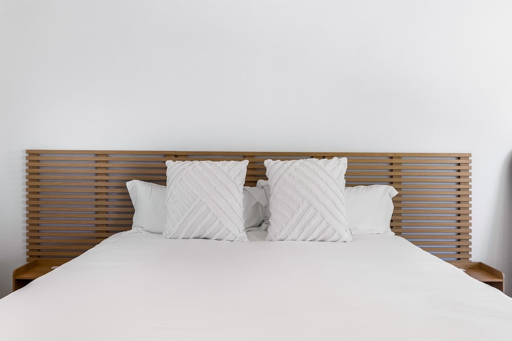 The Yucca Hotel- Entire Boutique Buyout