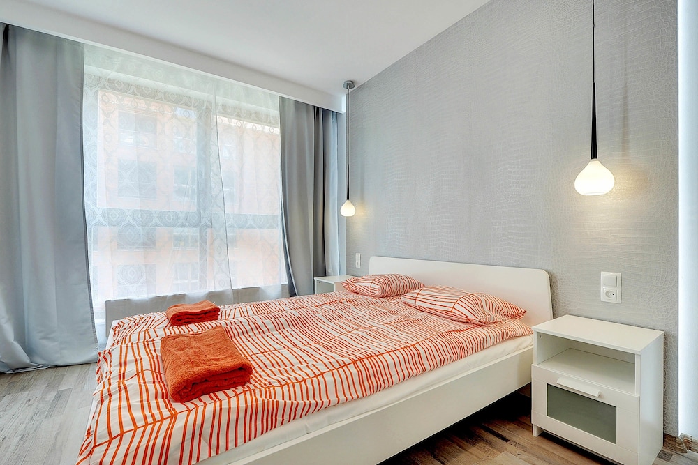 Apartinfo Aura Apartments