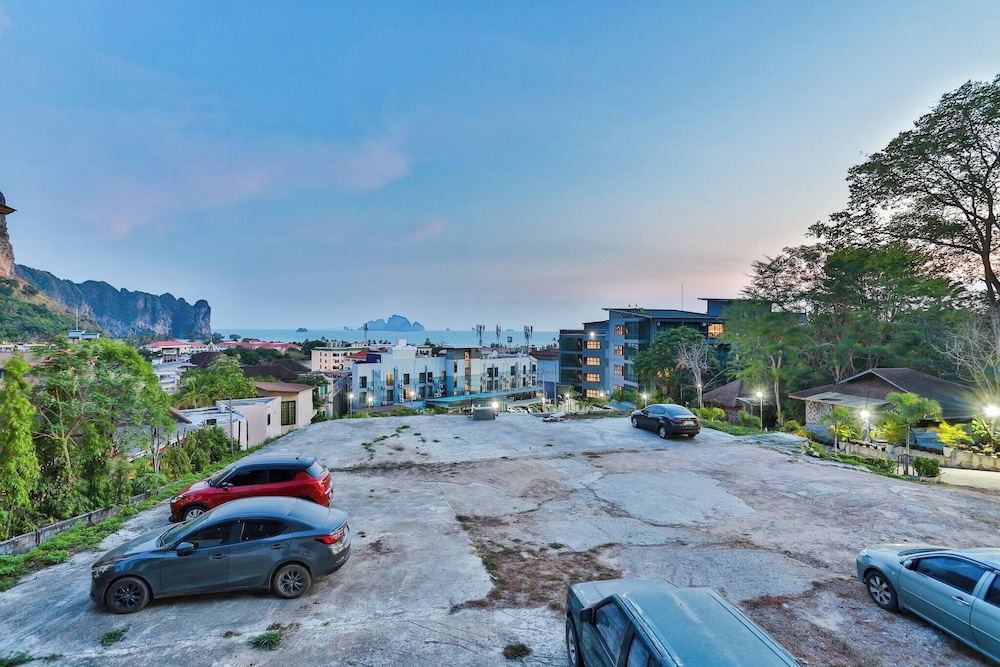 B208 - 1 Bdr Condo With Pool Access Ao Nang Beach