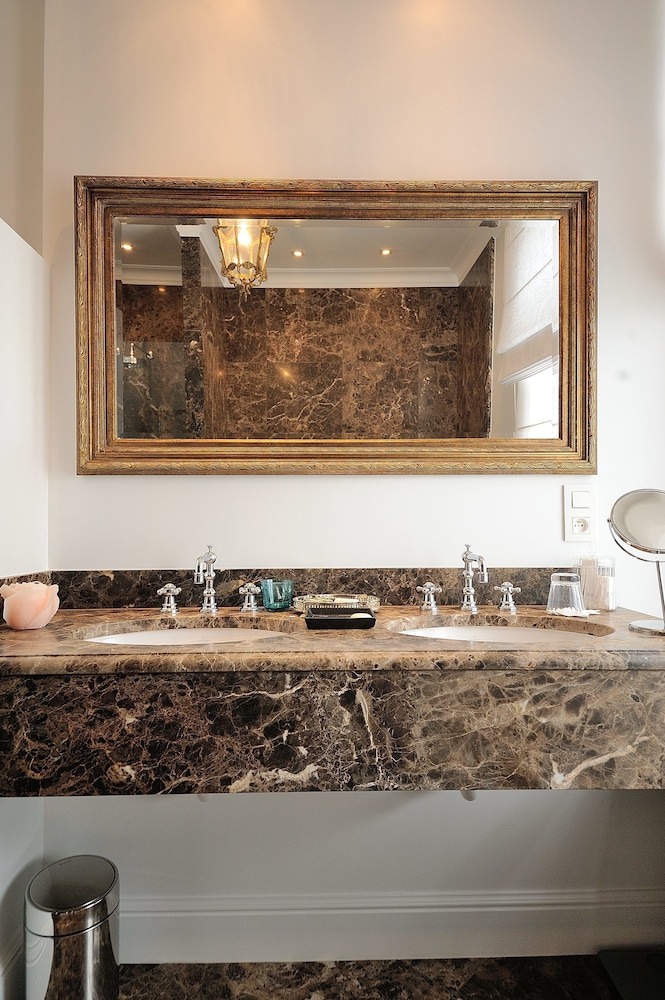 JVR108 Luxury Guesthouse