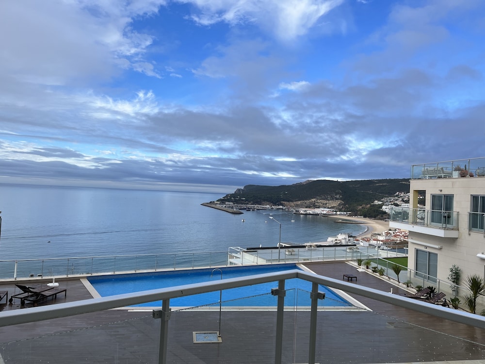 Cliffs Apartment - Astonishing bay view view 5