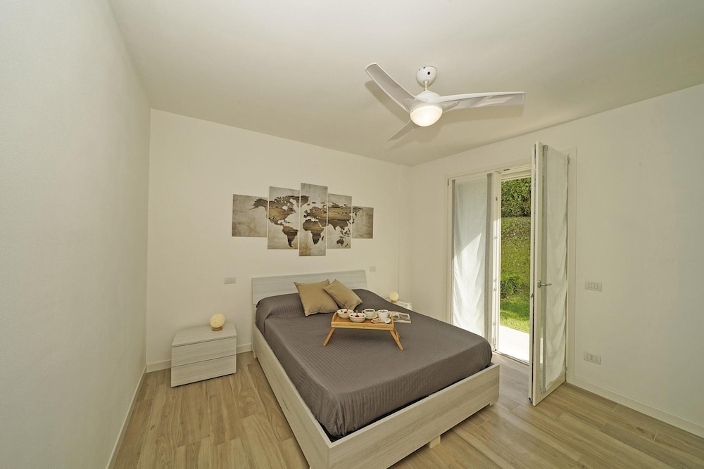 Le Mele 7 by Wonderful Italy
