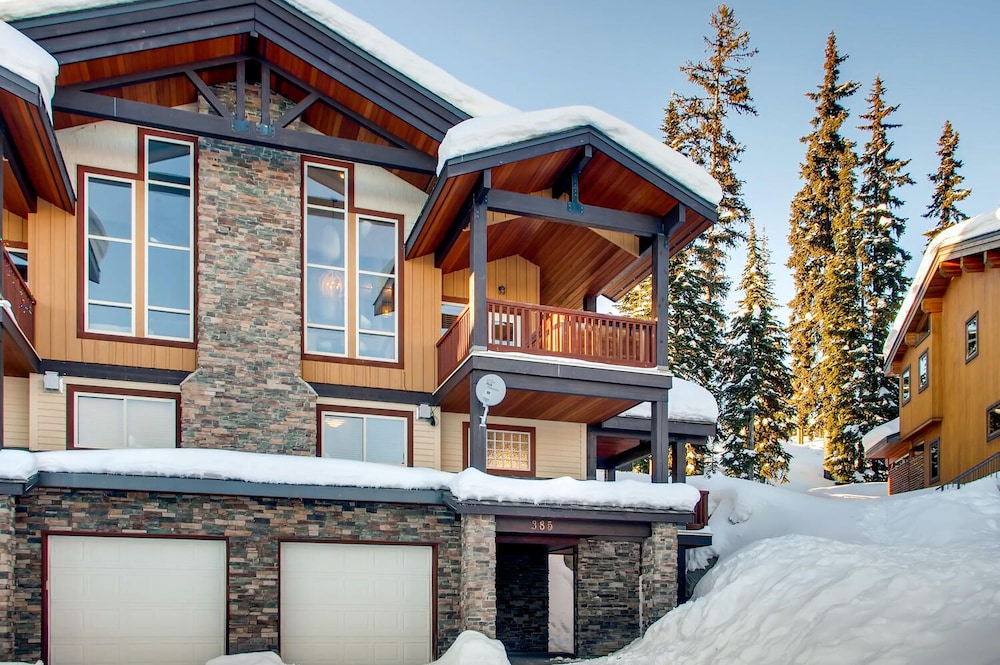 365 Moonshine Crescent by Okanagan Premier - Image 1