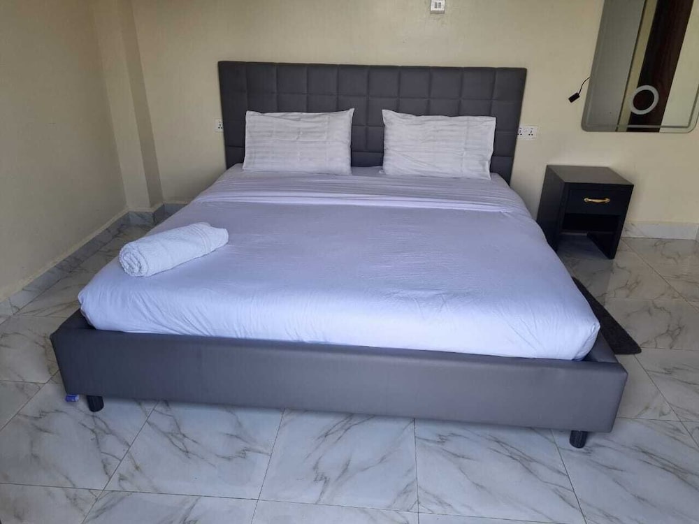 Lux Suites Legoland Residence