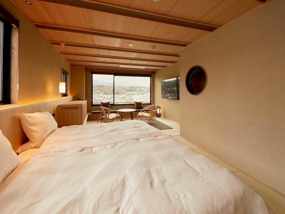 Ryokan & Sauna Yorzuya Hita