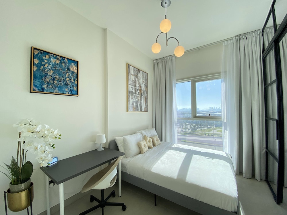 Lux BnB Collective-1 -Dubai Hills