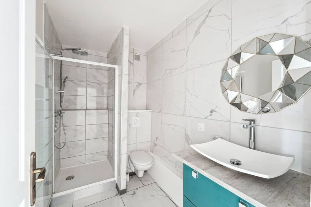 Exceptional Terrace apt - La D Fense - Bail Mob