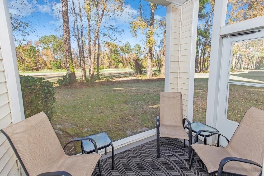 River Oaks 52i 2 Bedroom Condo