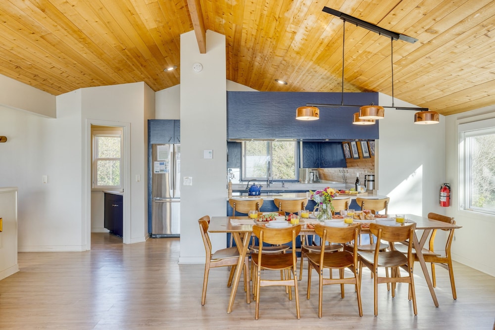 Cove Beach by Avantstay Stunning Ocean Views Designed for Groups