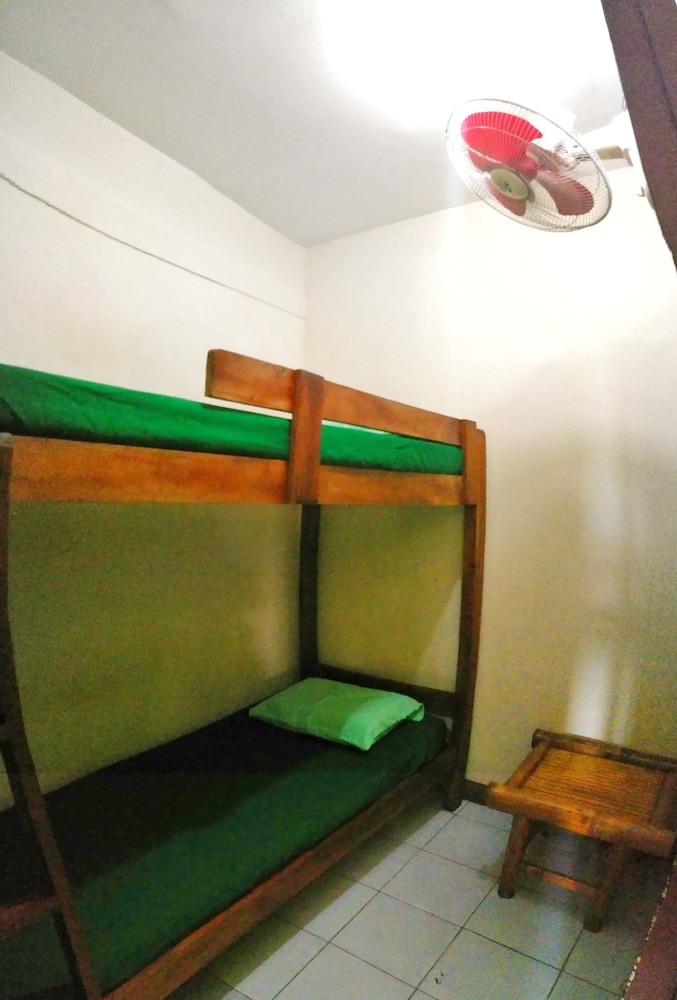 Friendly's Guesthouse