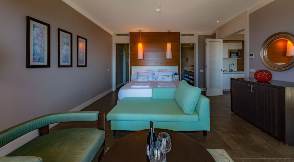 SUNDANCE SUITES OTEL - Image 25