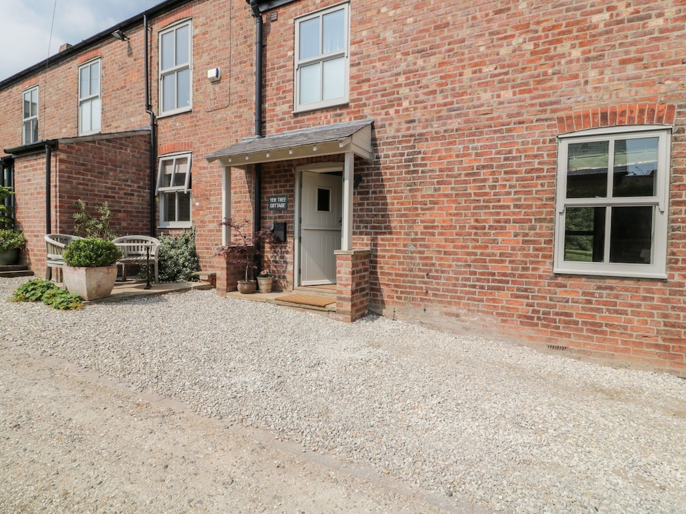 Yew Tree Cottage