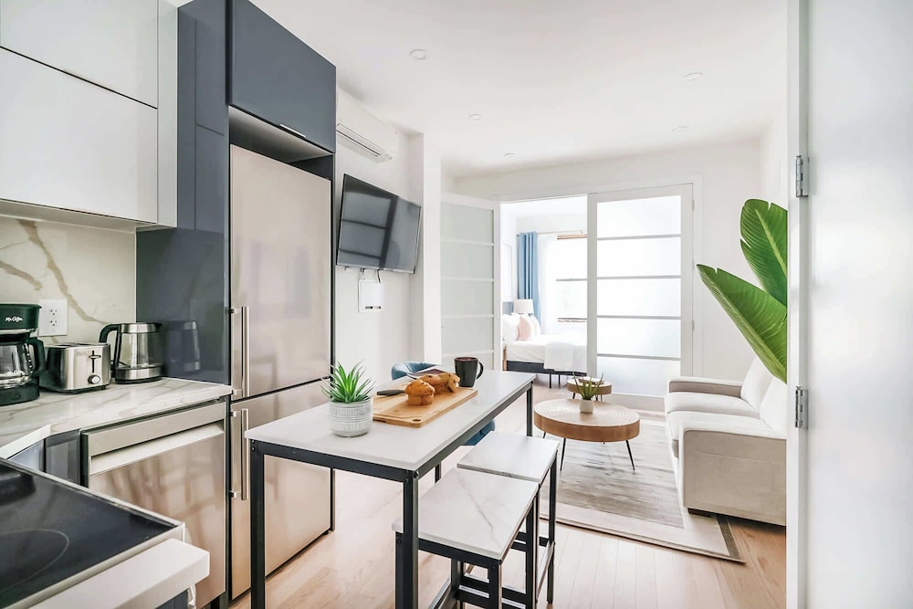317 UES Apartments