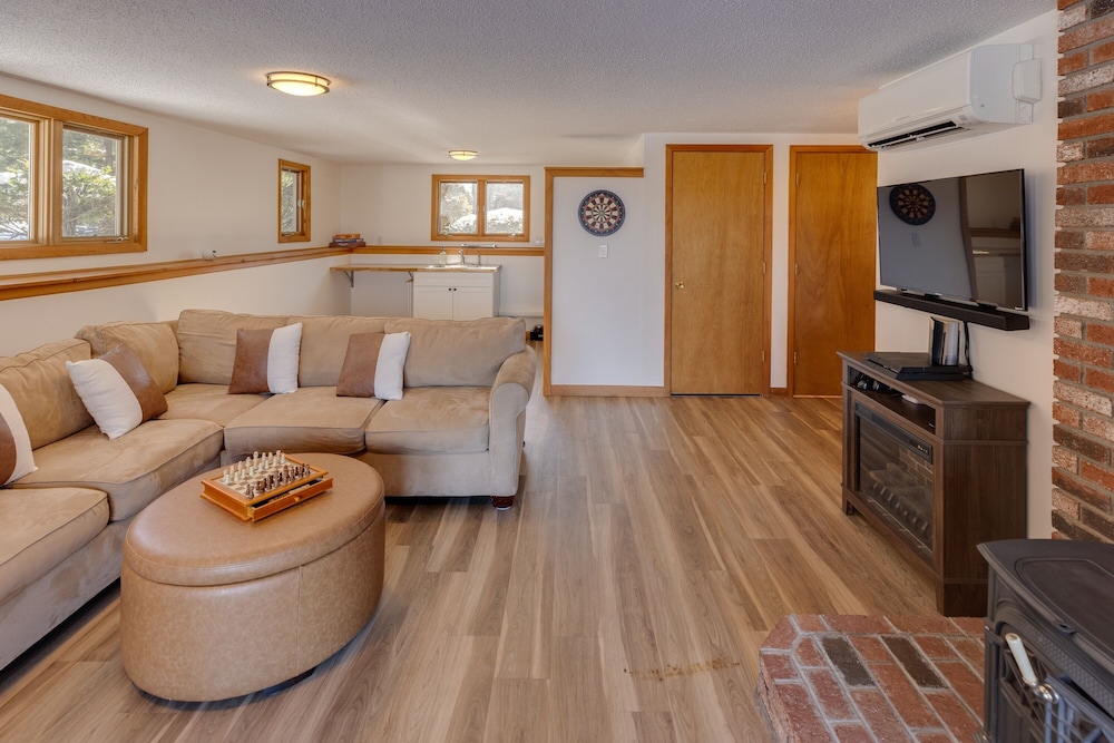 Scenic White Mountains Retreat 4 Bedroom Home