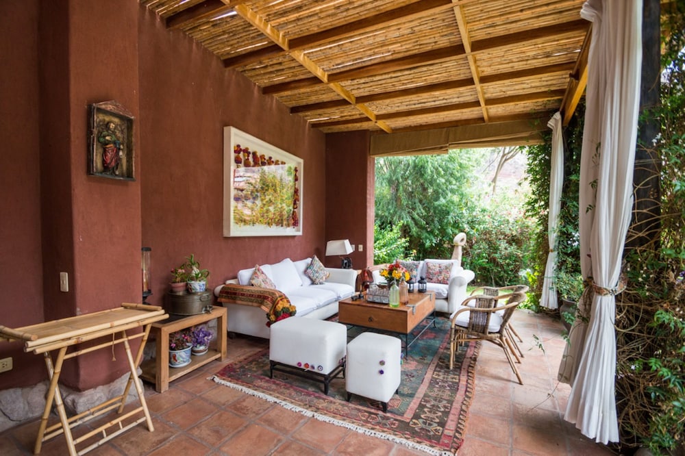Artsy & Luxury Sacred Valley House