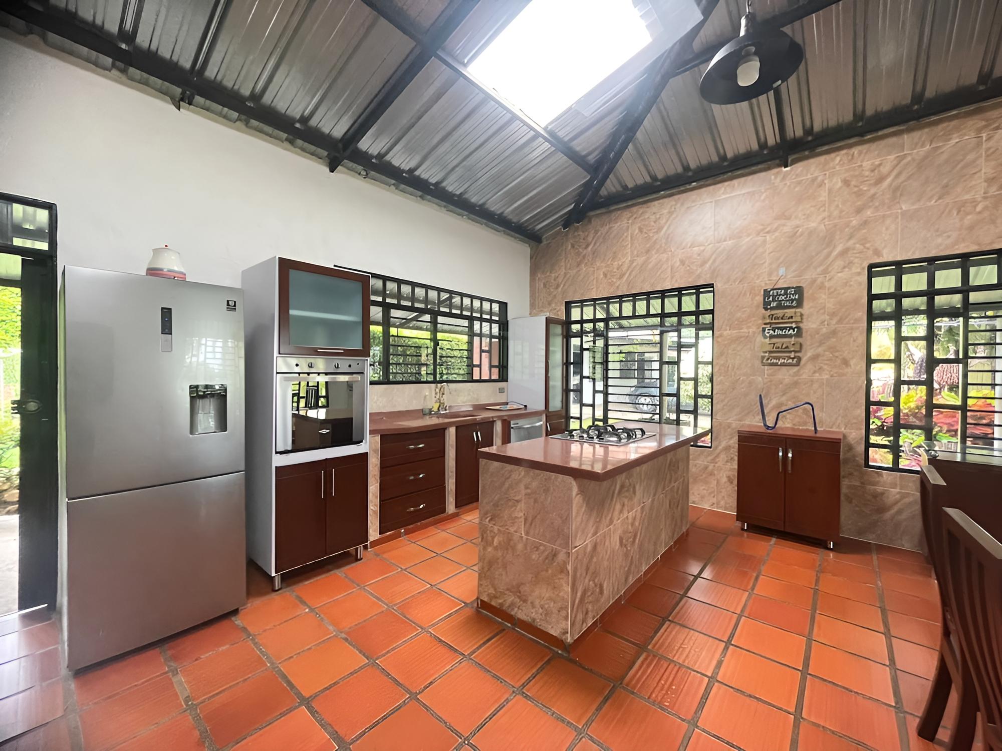 FINCA SANTA CLARA RIVERA HUILA