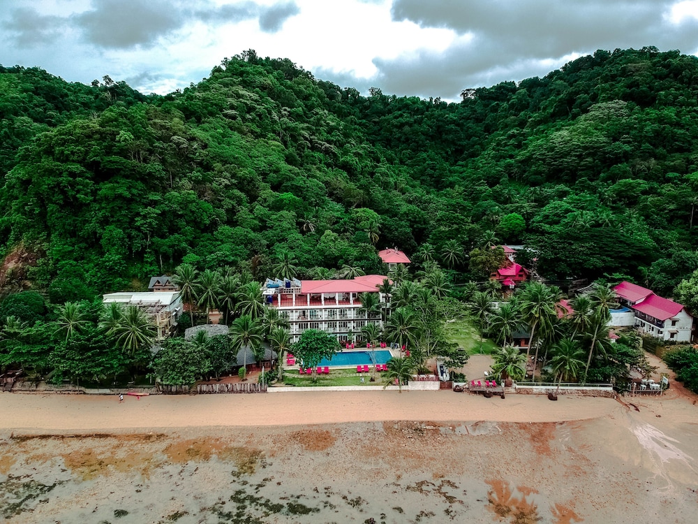 Doublegem Beach Resort and Hotel