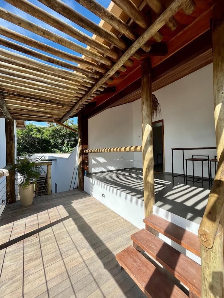 Santomar Guest House