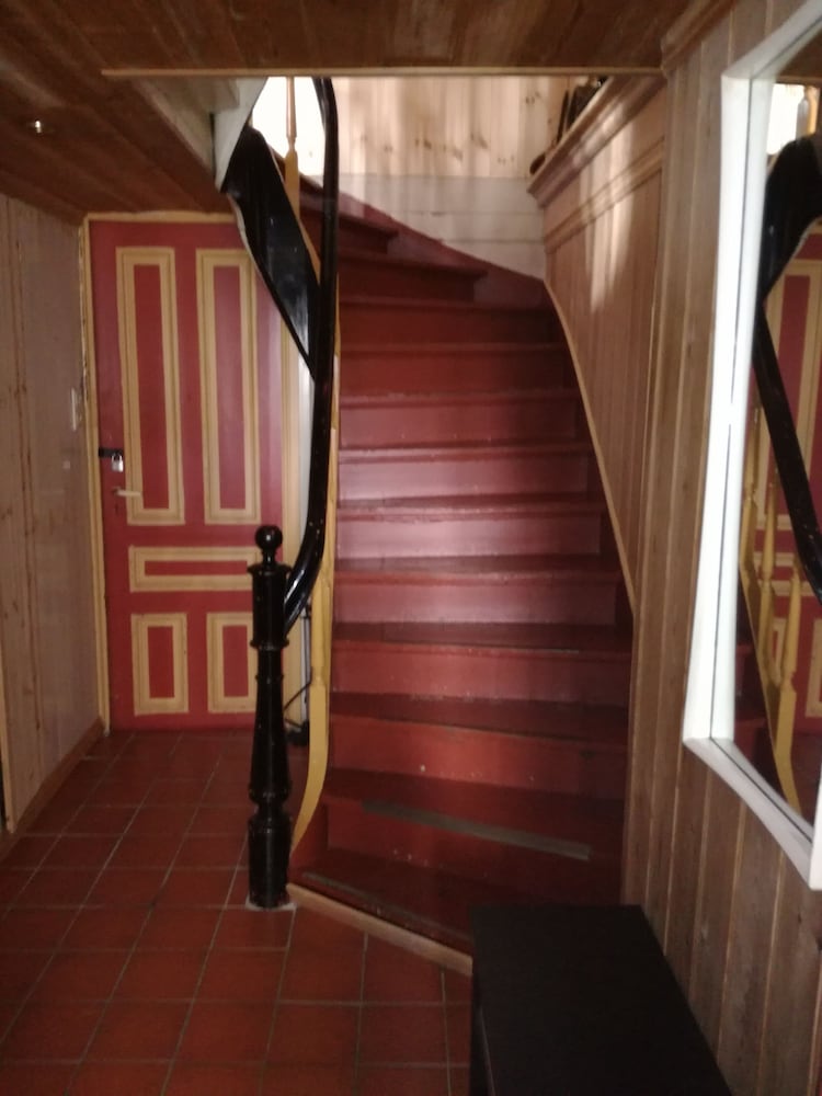 Bergen Vacations - Center Villa - Property Image 12
