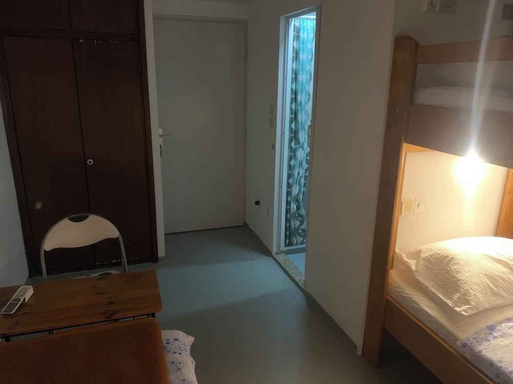 Hostel Kantun