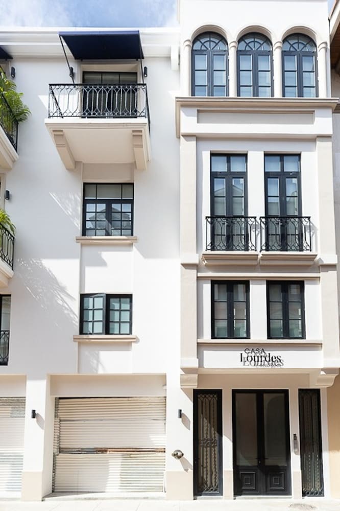 Casa Lourdes by Acomodo Casco Viejo