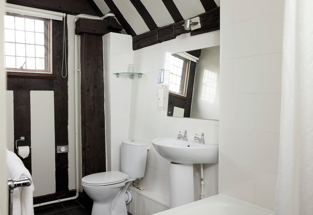 Sudbury Vacations - The Bull Hotel Long Melford by Greene King Inns - Property Image 10