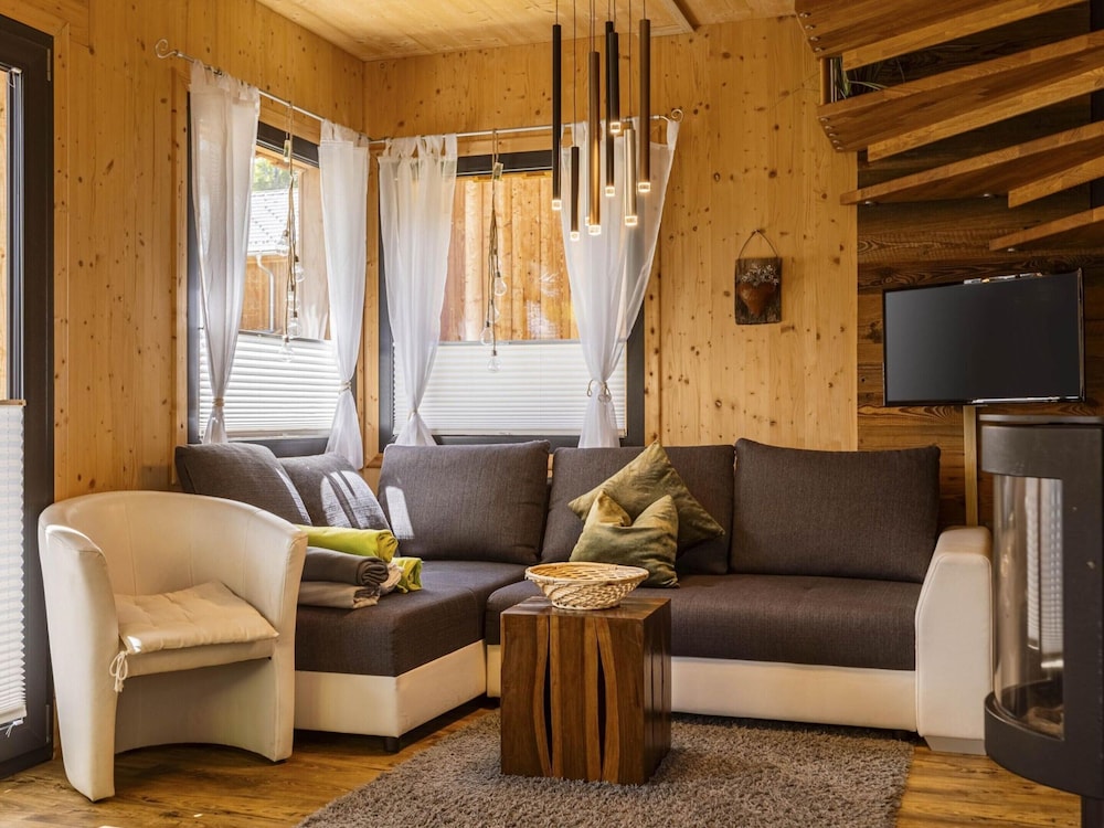 Modern Wooden Chalet in Sankt Georgen ob Murau with Hot Tub
