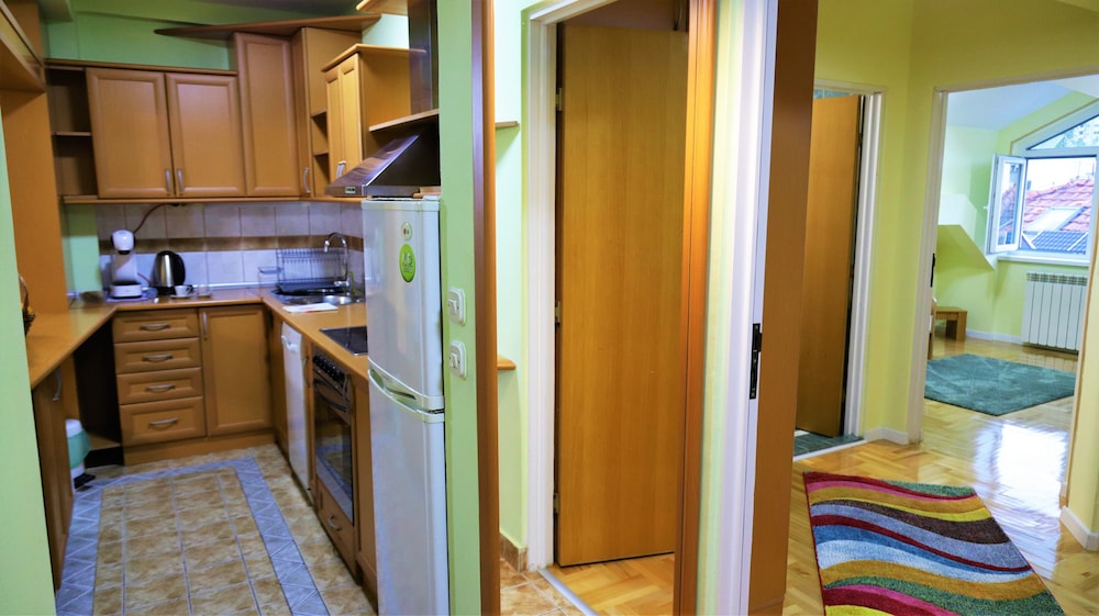 Photo 27