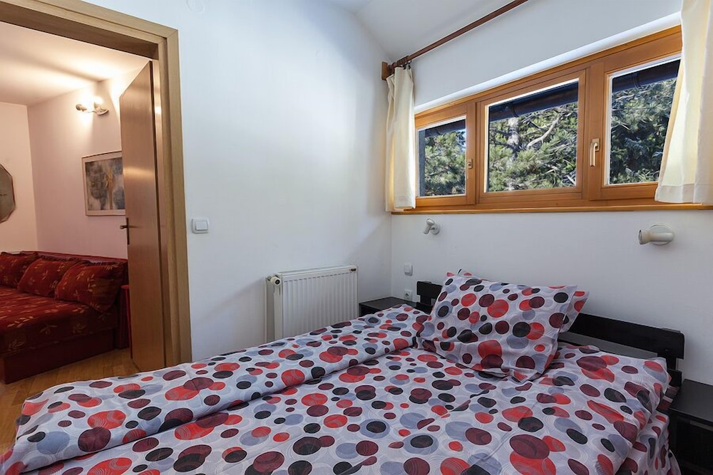 Apartments Vila Mir view 2