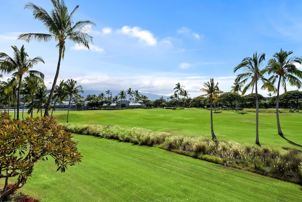 Paradise Getaway- Golf Course and Lake Views -vrkcv