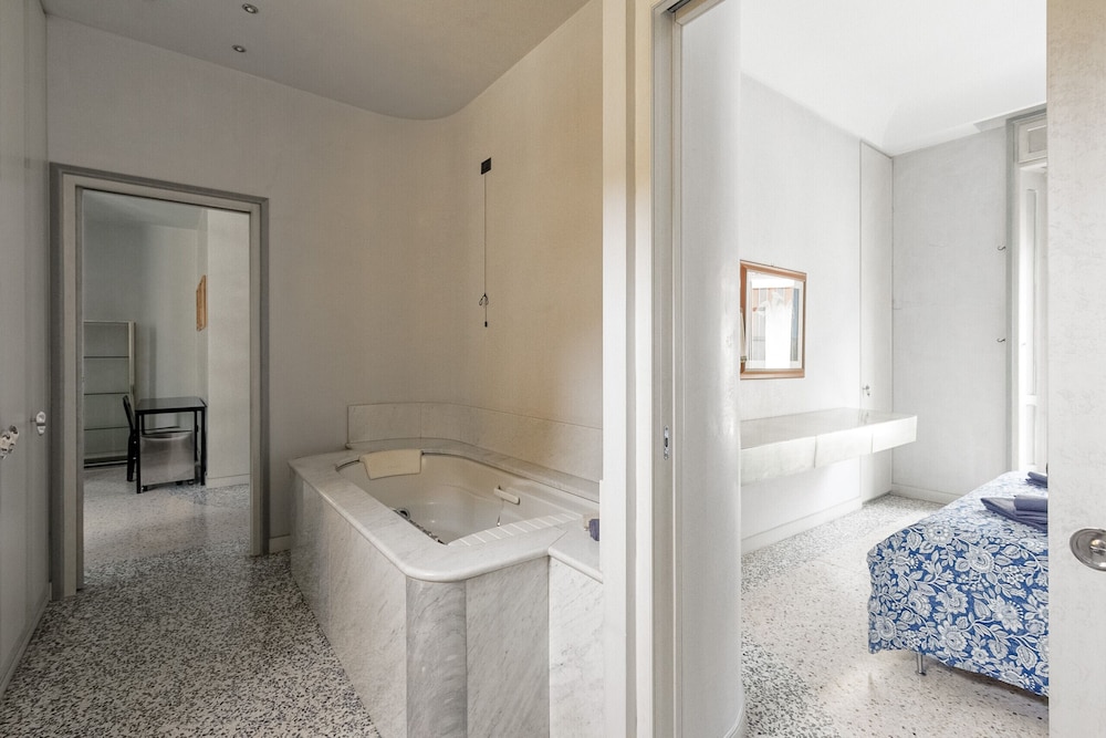 Stylish 1 br Close to Duomo