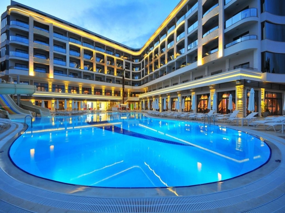 Golden Rock Beach Hotel - All Inclusive