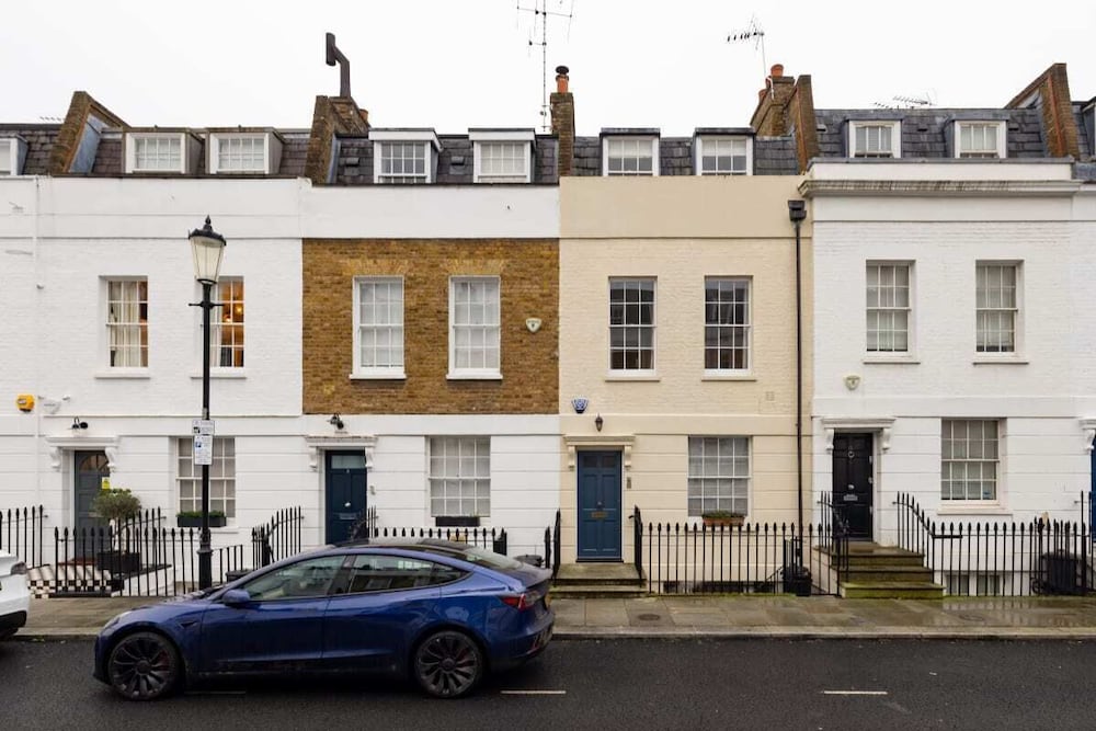 The Chelsea Abode - 4bdr Home With Terrace