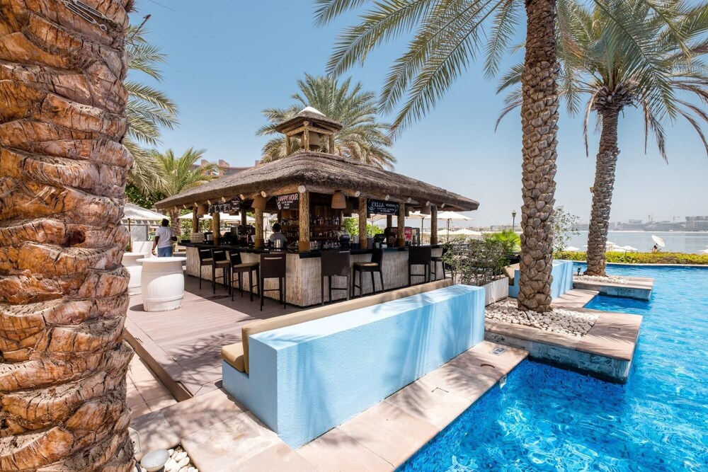 Luxurious 2 Bed Apt on Palm Jumeirah