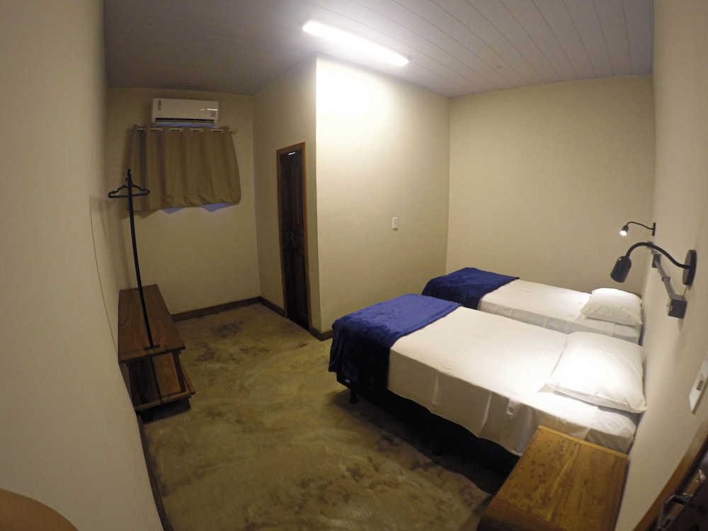 Local Hostel Novo Airão