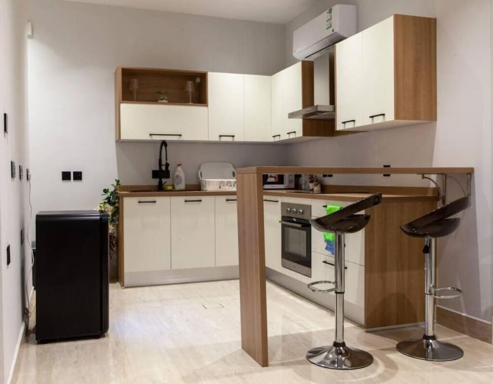 Luxurious Two Bedroom Apartment Al malqa