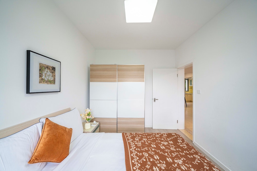 Tyms Family 3BR 2BA APT Crystal Garden