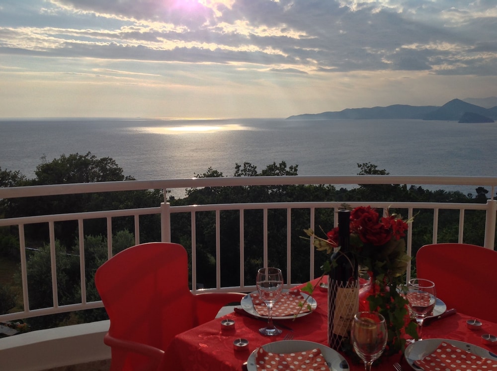 Sunset Residence
