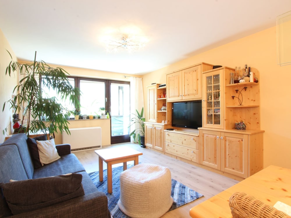 Apartment Niedernsill Near Ski Slopes view 2